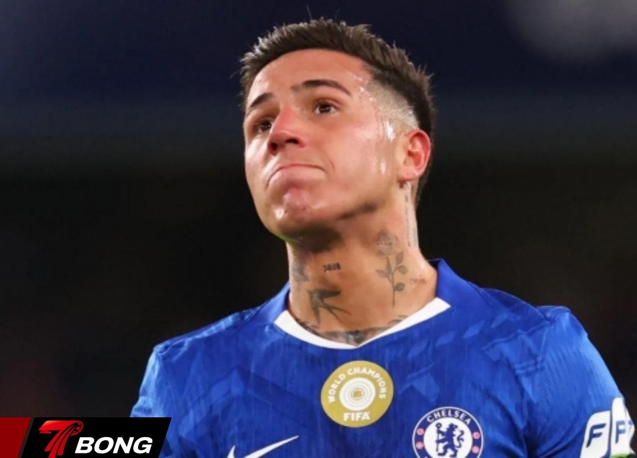 Thất bại tại Champions League và phát ngôn gây sốc của Enzo